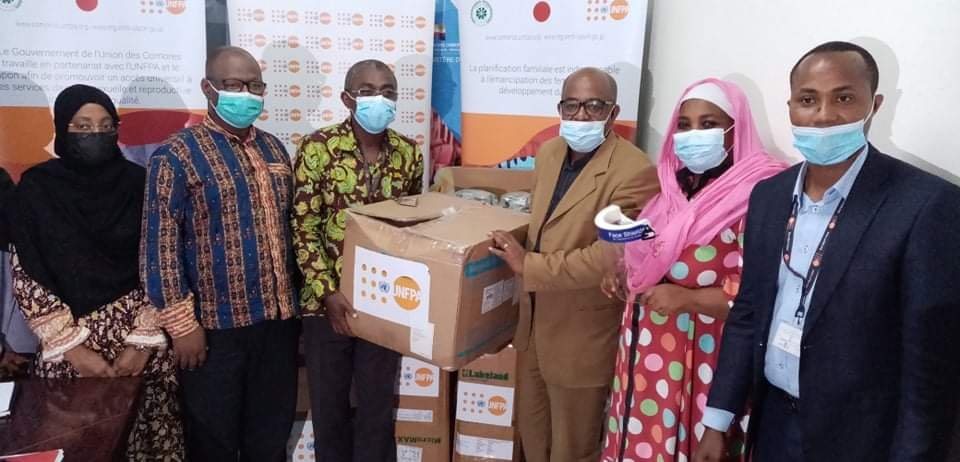 Lutte contre la pandémie covid-19 : L’UNFPA a remis des matériels de protection  au ministère de la santé