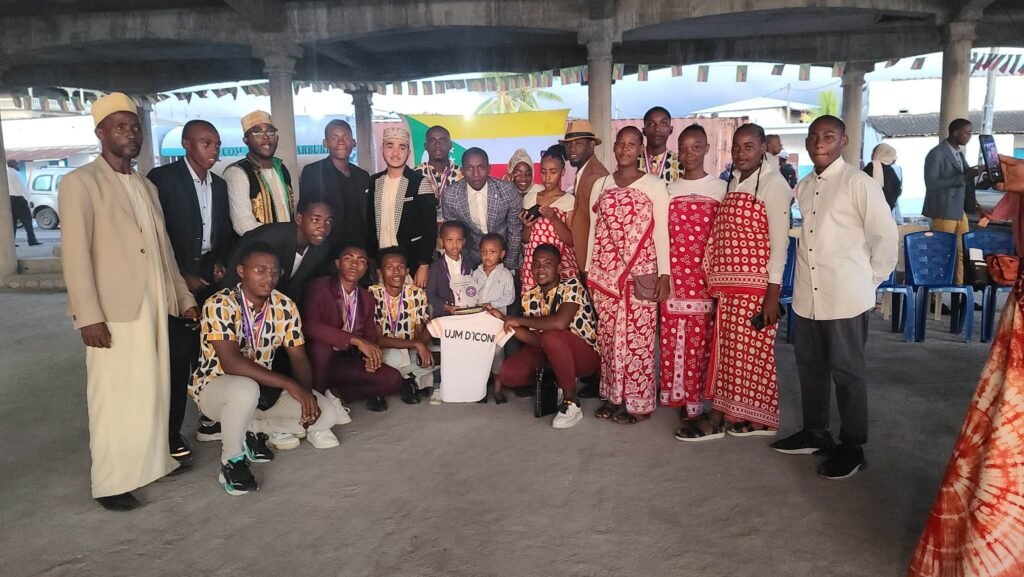 Concours du festival de la danse traditionnelle africaine : L’association UJM d’Ikoni a célébré son titre